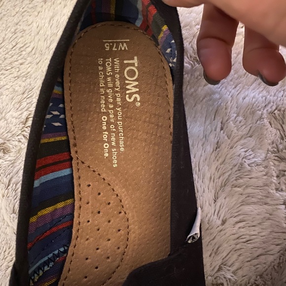 Tom’s - Picture 2 of 2